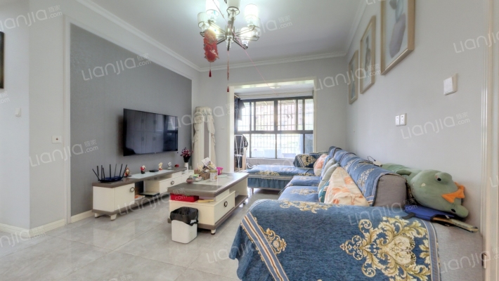 成发莱茵北郡二手房实景图