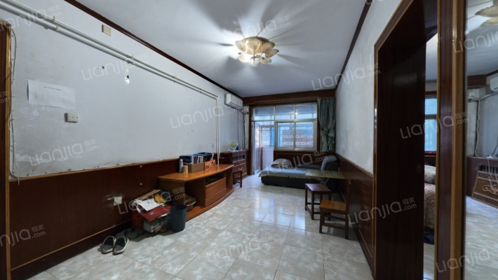 颖河路50号院二手房实景图