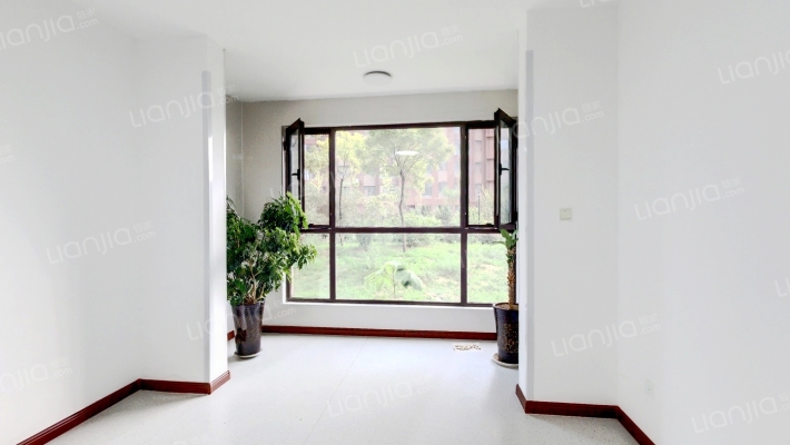 鼎盛润景二期二手房实景图