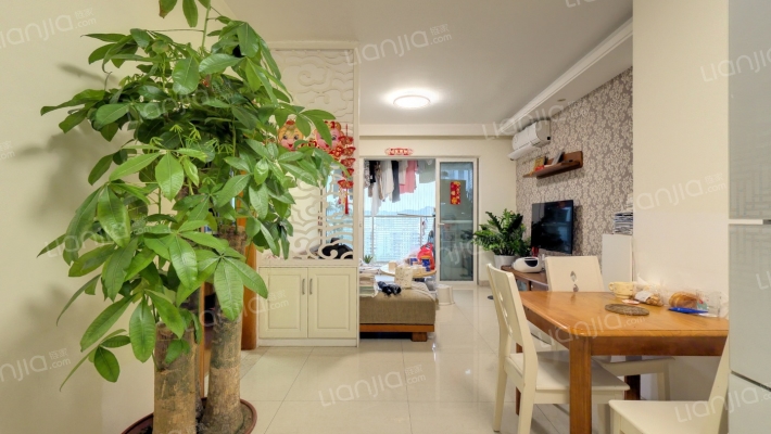 新世界锦云峰二手房实景图