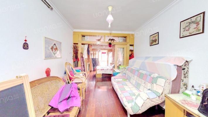 西凌一村二手房实景图