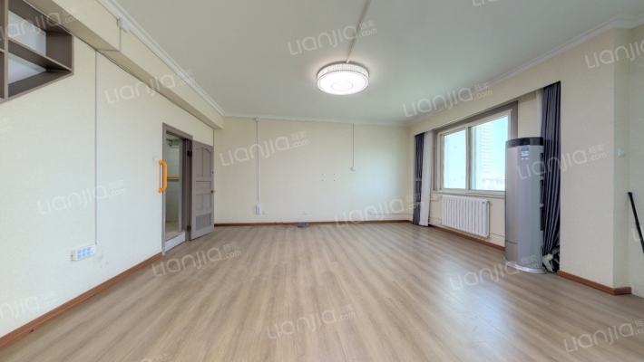 华宝公寓二手房实景图