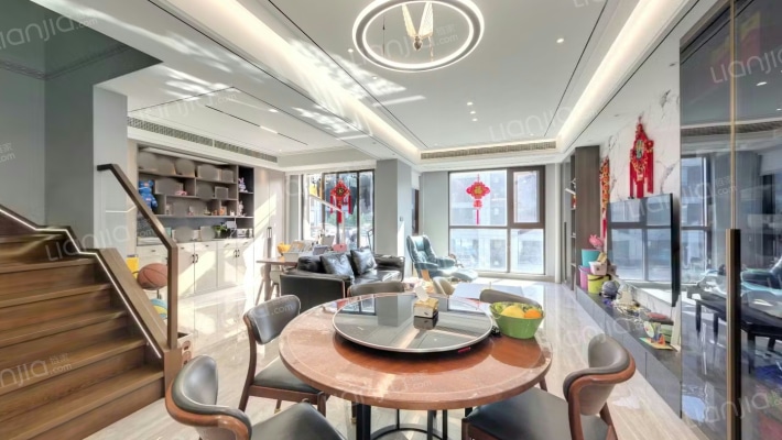 荣安桃李郡二手房实景图