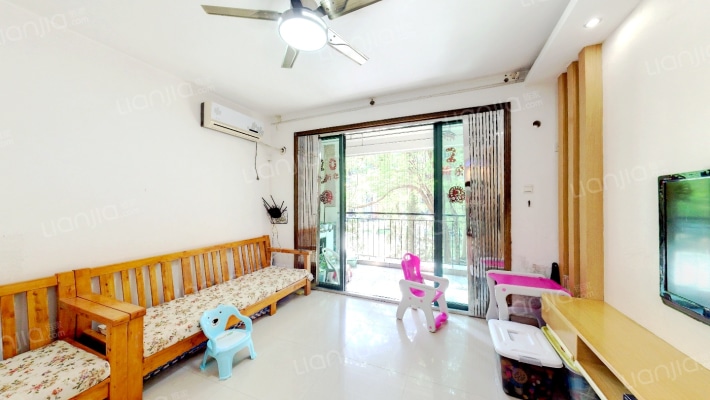 水晶之城三期二手房实景图