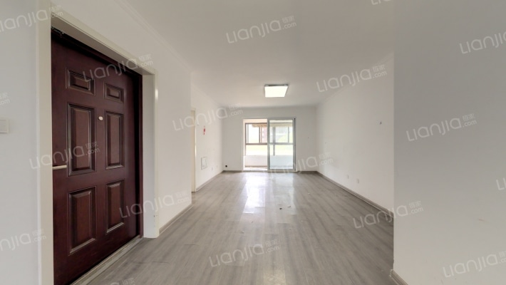 泊林公馆三期二手房实景图