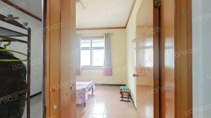 建设东路北二十一号院二手房实景图