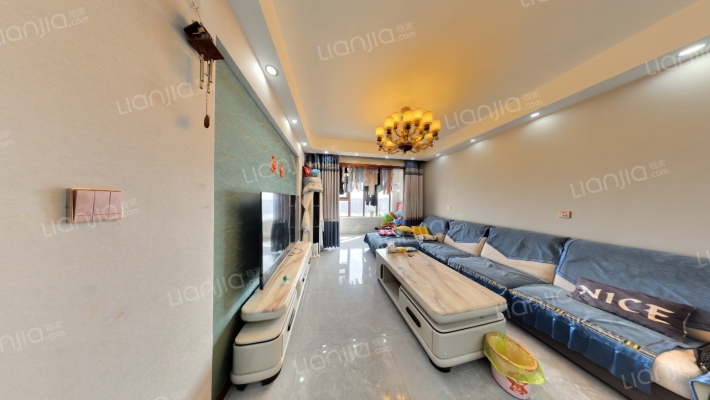 亚星云水居二手房实景图