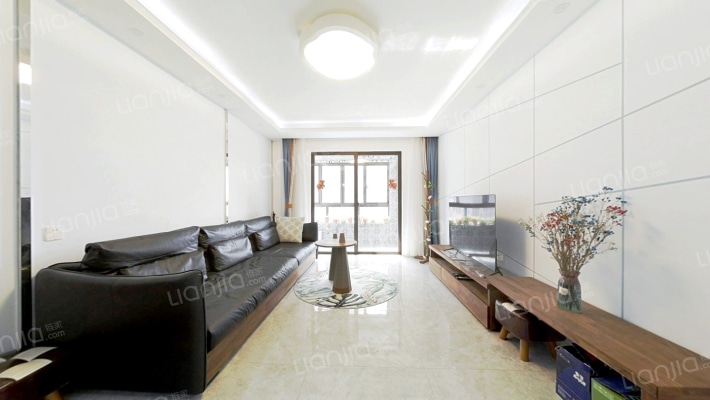 融创蓝山印象二手房实景图