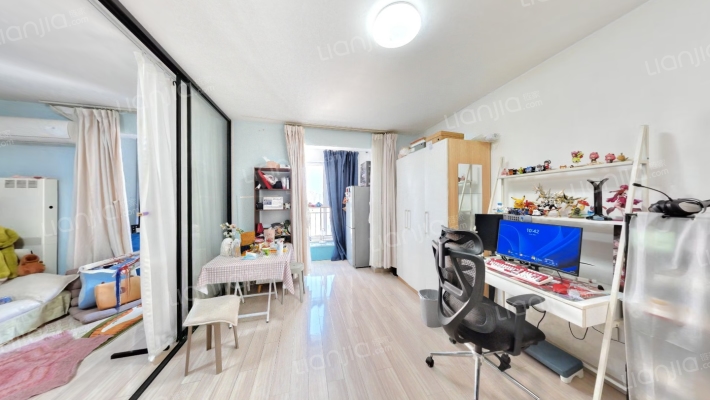 万年花城四期二手房实景图