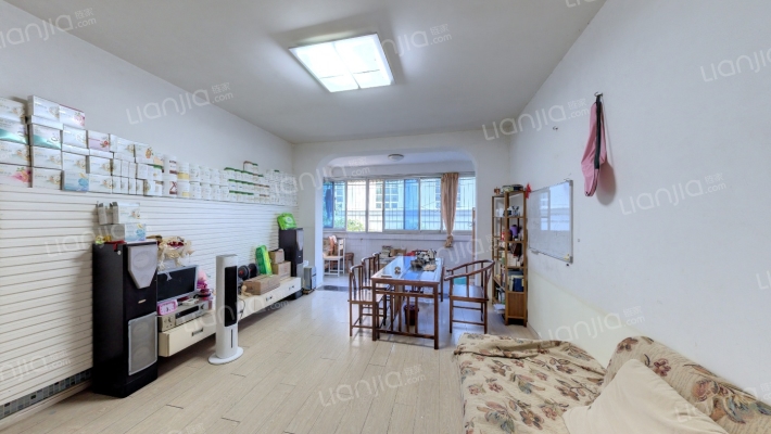 湖滨花苑二手房实景图