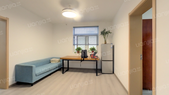 绿怡居西区二手房实景图