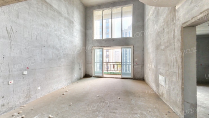 天鹅湖畔二期二手房实景图