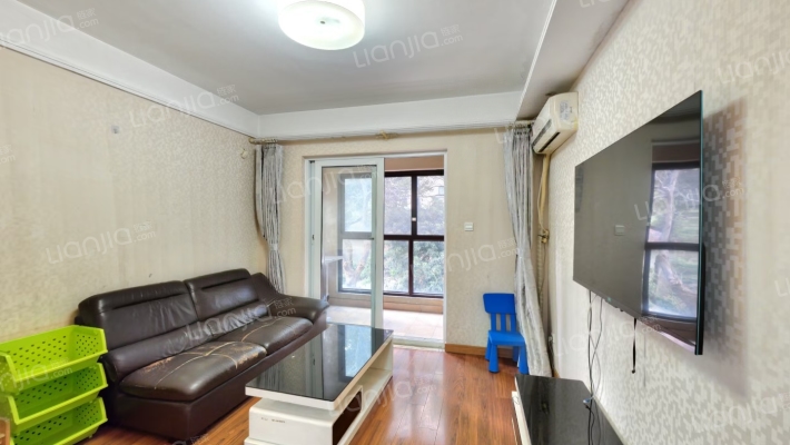 阿卡迪亚一区二手房实景图