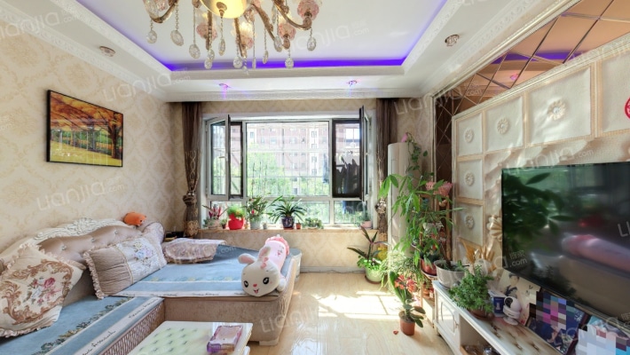 枫丹丽舍二手房实景图