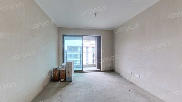 港龙美的未来映二手房实景图