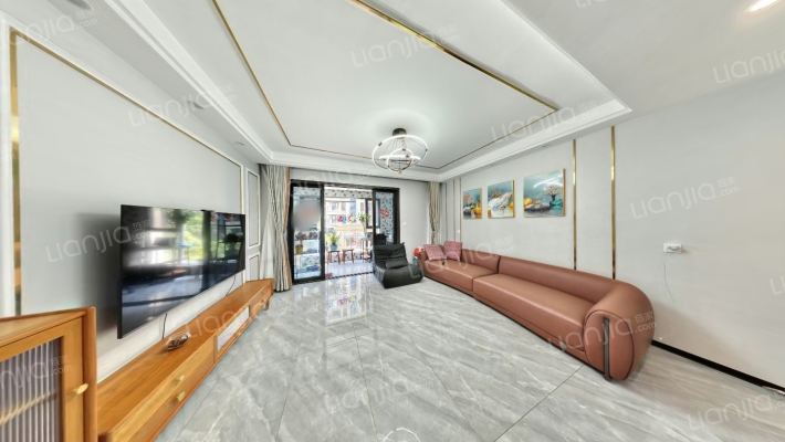 新鸥鹏教育小镇哈佛公馆二手房实景图