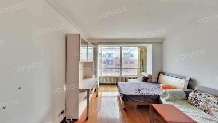 公交红旗小区北区二手房实景图