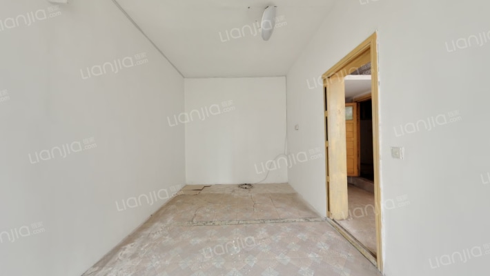 北环山里二手房实景图