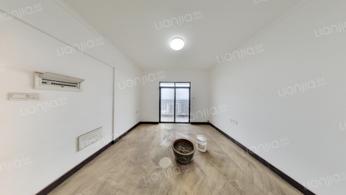 万顺华府二手房实景图