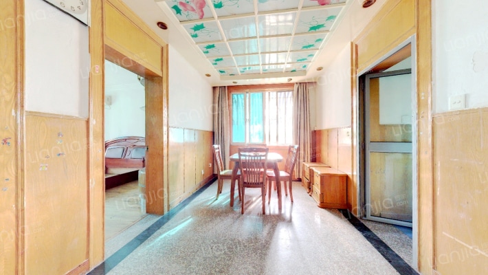 虹桥路8号二手房实景图