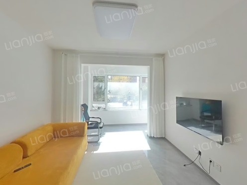 整租·绿地城际空间站 1室1厅 南