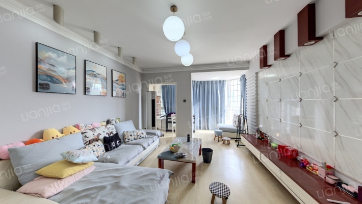 山水庭院东区二手房实景图