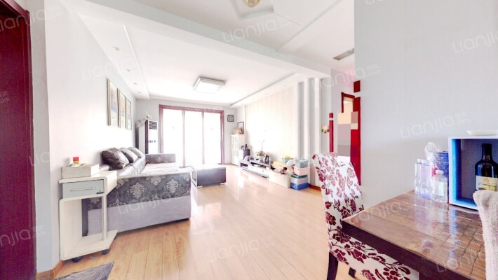 金色阳光A区二手房实景图