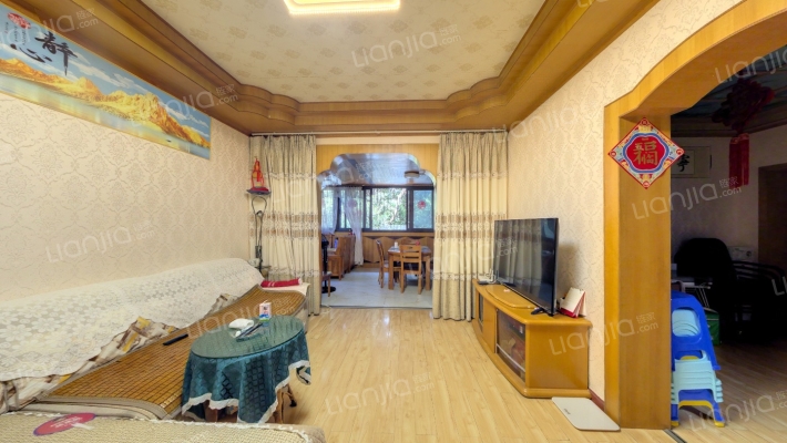 龙华花园二手房实景图