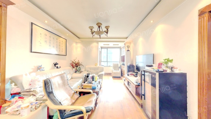 瑞丽公寓二手房实景图