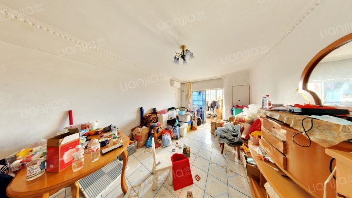 鸿图苑二手房实景图