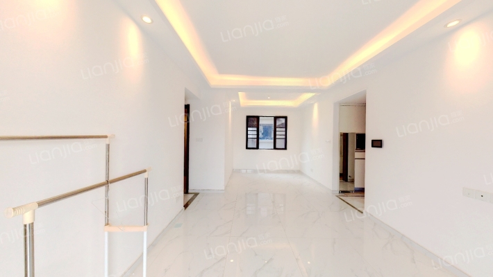 清溪碧桂园翡翠湾2期二手房实景图