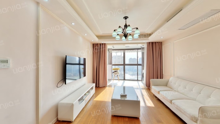 武夷绿洲揽胜阁二手房实景图