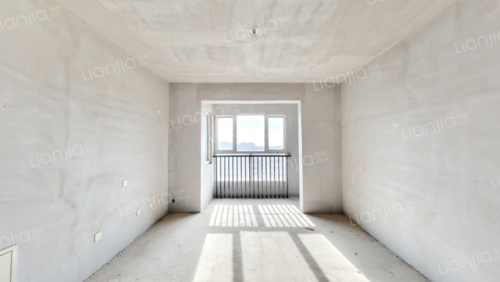 碧水蓝天二手房实景图