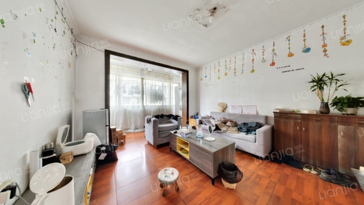 观音桥街76号二手房实景图