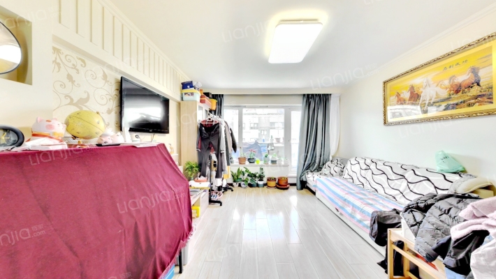 保利林语E区一期二手房实景图