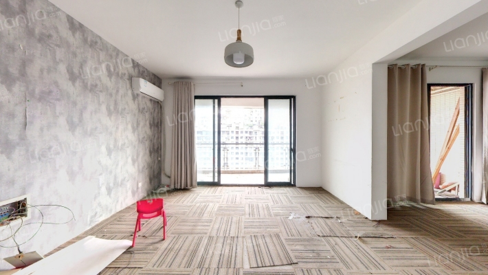 天俊蓝水湾二手房实景图