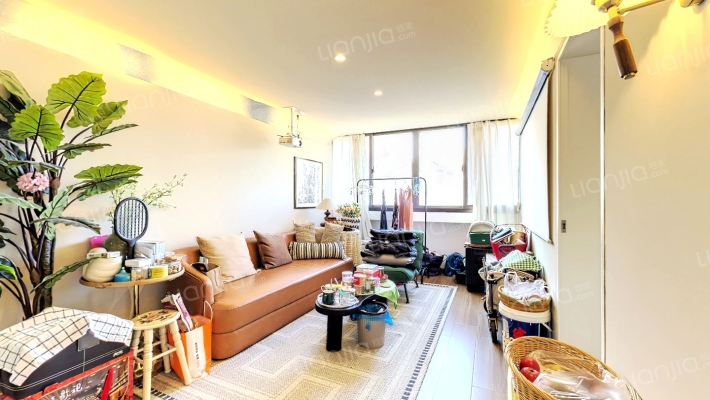 良华公寓二手房实景图