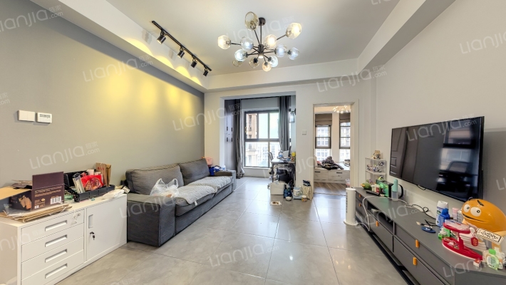 置信巴厘岛D区二手房实景图