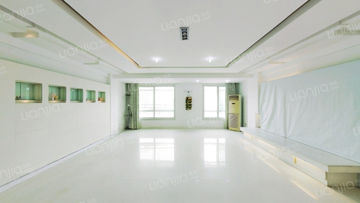 佳信华庭二手房实景图