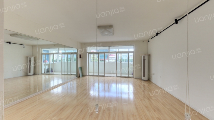 边防警官公寓二手房实景图