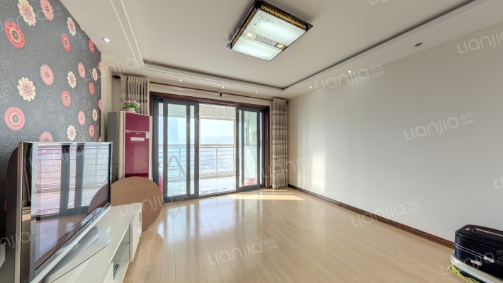 银和怡海国奥天地二手房实景图