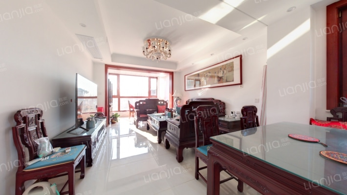 V7荷塘月色二手房实景图