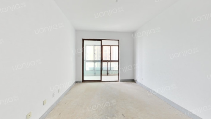 新港雅苑B区二手房实景图