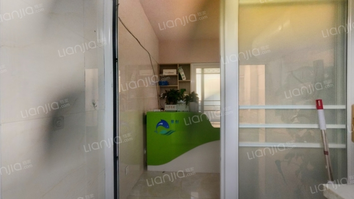 大学城·商业街二手房实景图