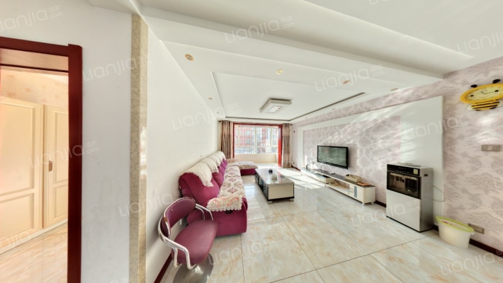 水岸蓝庭二手房实景图