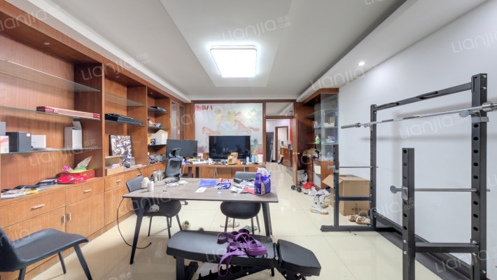 润宇广场二手房实景图