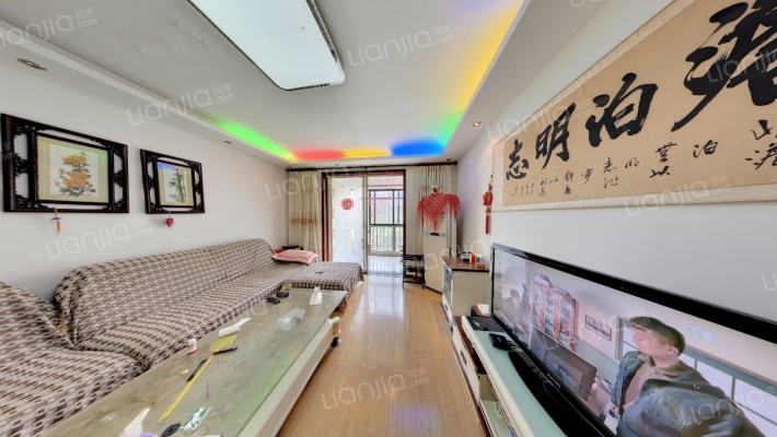 东美家园二手房实景图