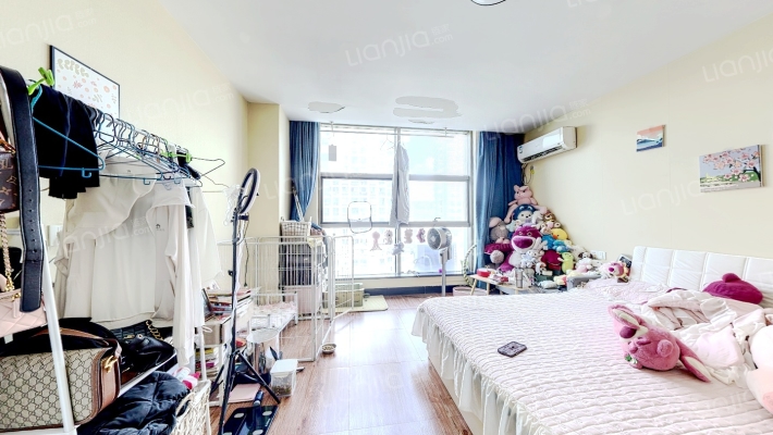 憬天国际名座二手房实景图