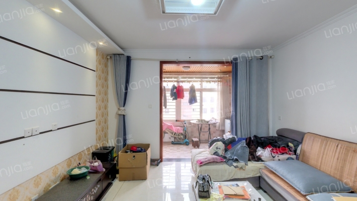 怡臻花园二手房实景图