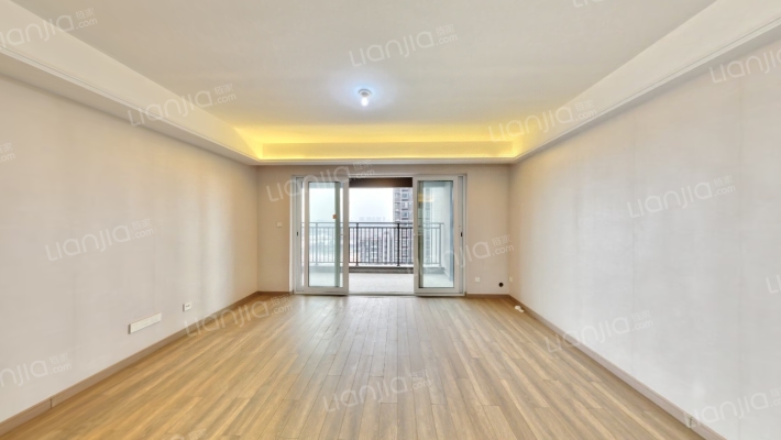 万科江右东方二手房实景图